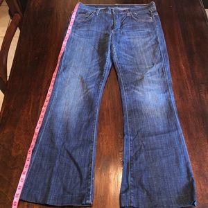 CITIZENS OF HUMANITY